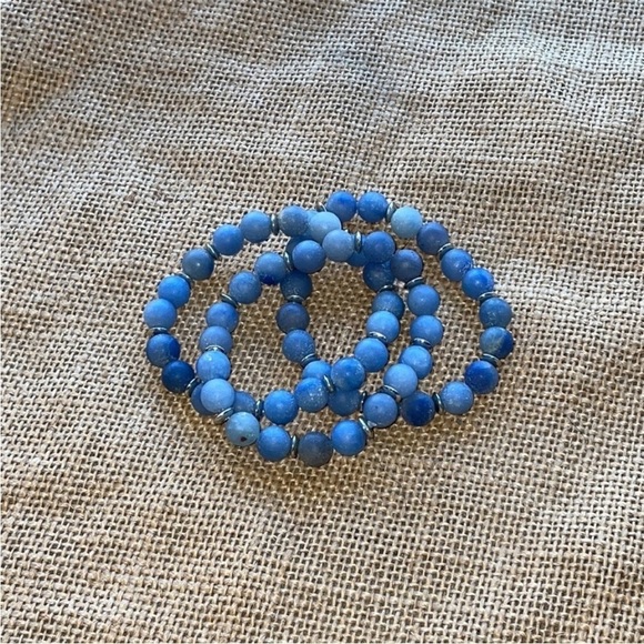 Blue Aventurine Bracelet Stackable Stretch Size 7 inch Silver spacers New - Picture 3 of 12